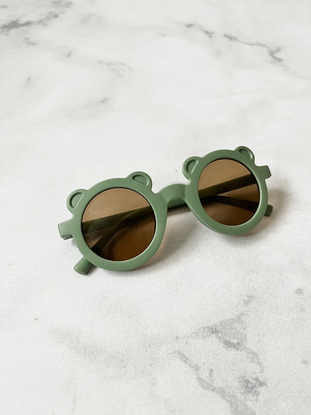 Luna Rose Round Bear Sunglasses Green