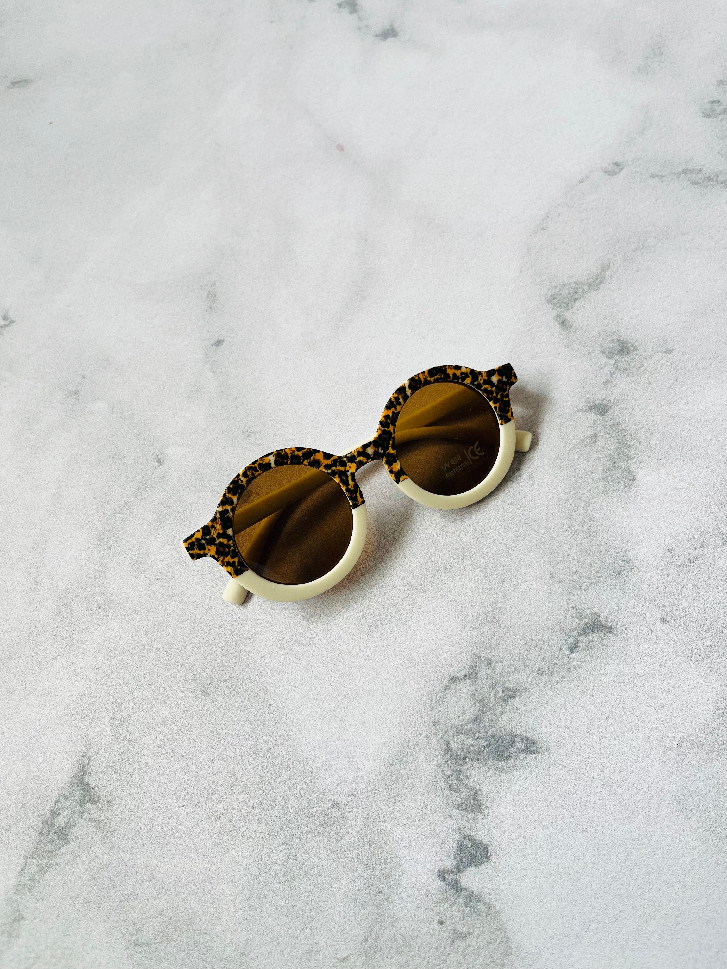 Luna Rose Round Two Tone Sunglasses Leopard / Cream